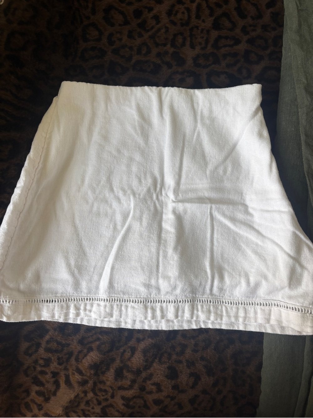 Abercrombie The A&F Scarlett Curve Love Linen-Blend Mini Skort